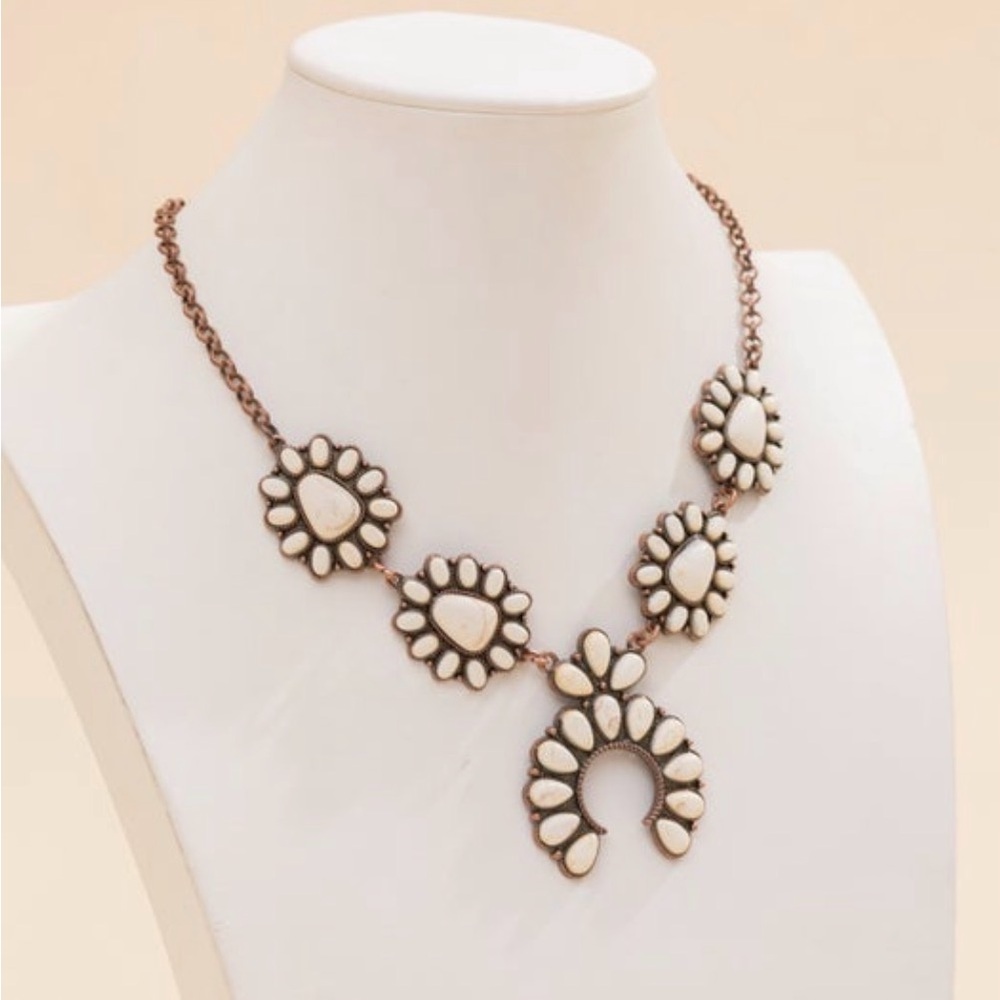 White Stone Floral Pendant Statement Necklace and Stud Earrings - Picture 3 of 4